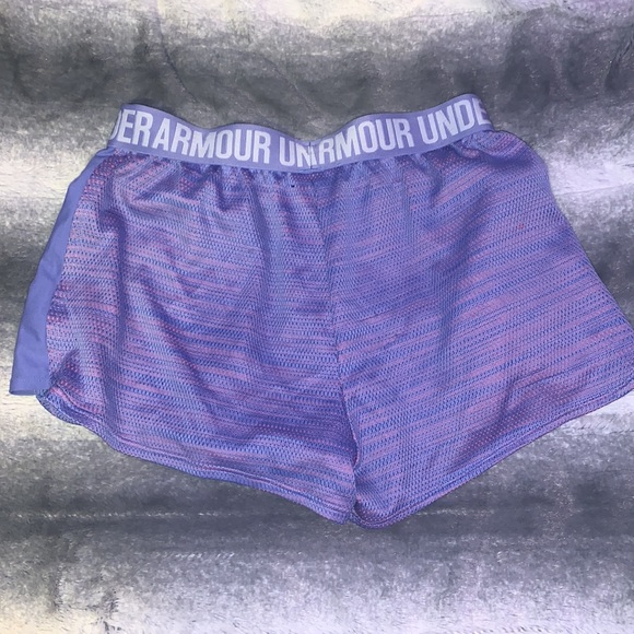 Under Armor Athletic Shorts - Picture 3 of 3
